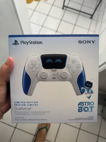 Dualsense astro bot ps5