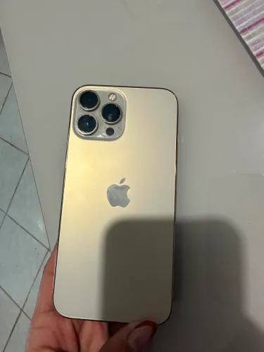 Vendo iPhone 13 Pro Max semi novo 