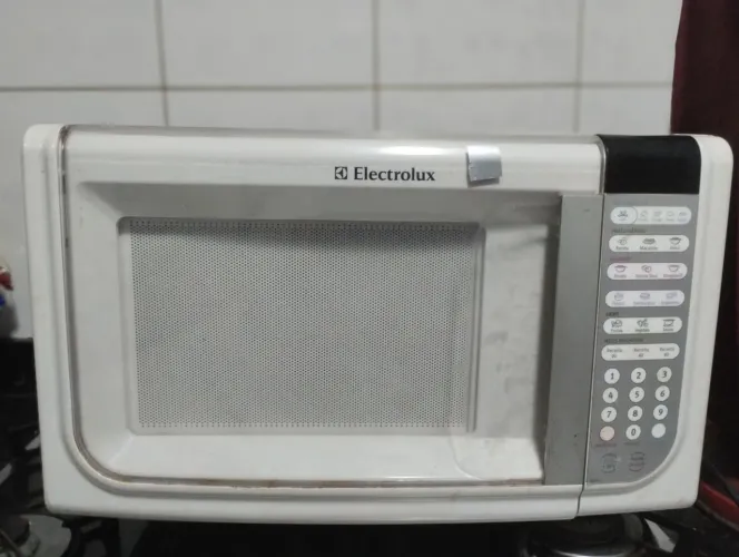 Microondas estragado Eletrolux