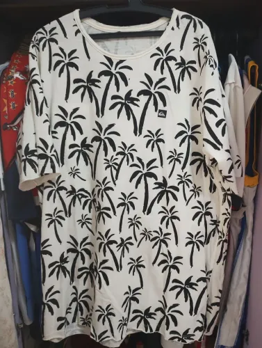 Camiseta Quiksilver dupla face