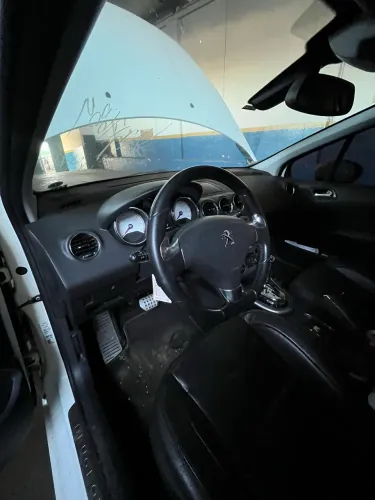 Volante peugeot 408