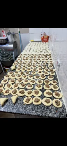 Vaga para salgadeiro e ajudante cozinha