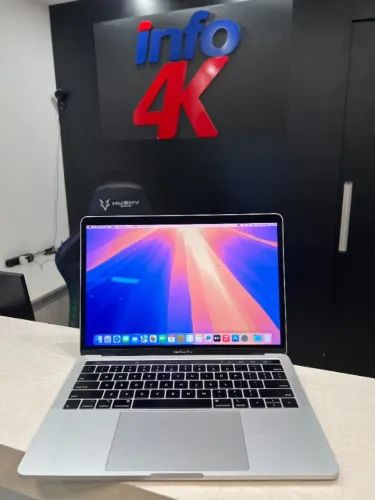 MacBook Pro i5 2019 Touch Bar | 13.3 | 8GB | SSD 256GB