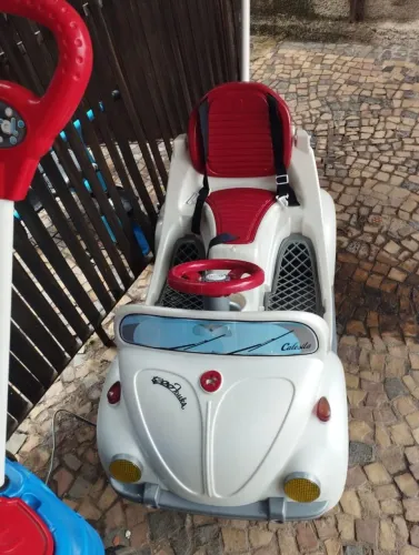 Carrinho infantil 2 em 1 passeio e pedal