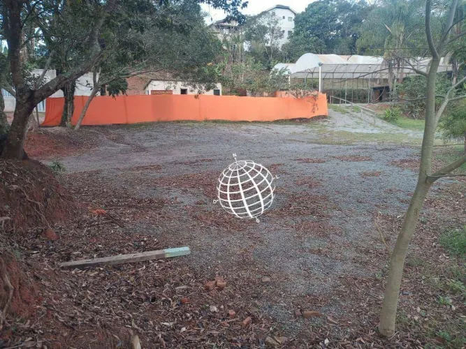 Terreno à venda, 3984 m² por R$ 2.500.000,00 - Jardim Colonial - Atibaia/SP
