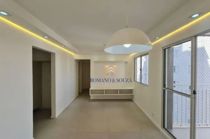 Apartamento com 3 dormitórios à venda, 70 m² por R$ 590.000,00 - Vila das Bandeiras - Guar