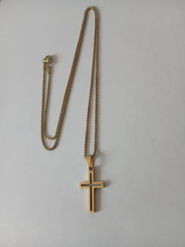 VENDO CORDÃO DE AÇO DOURADO INOXIDÁVEL