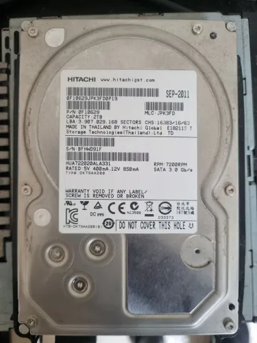 HD Hitachi 2T