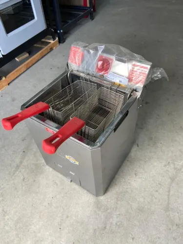 Fritadeira Zona Fria de mesa 18L