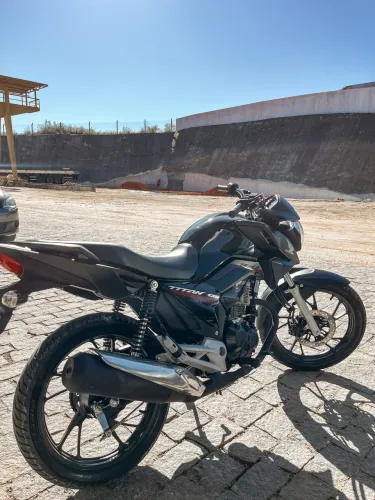 Titan 160 único dono