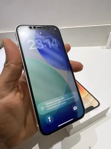 iPhone 12 novíssimo 