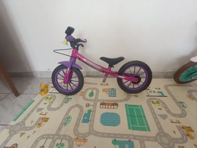 Bicicleta de Equilíbrio Sem Pedal Nathor Balance Aro 12