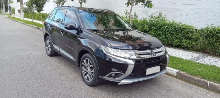Mitsubishi Outlander 2.0 16V 160cv Aut. 2016