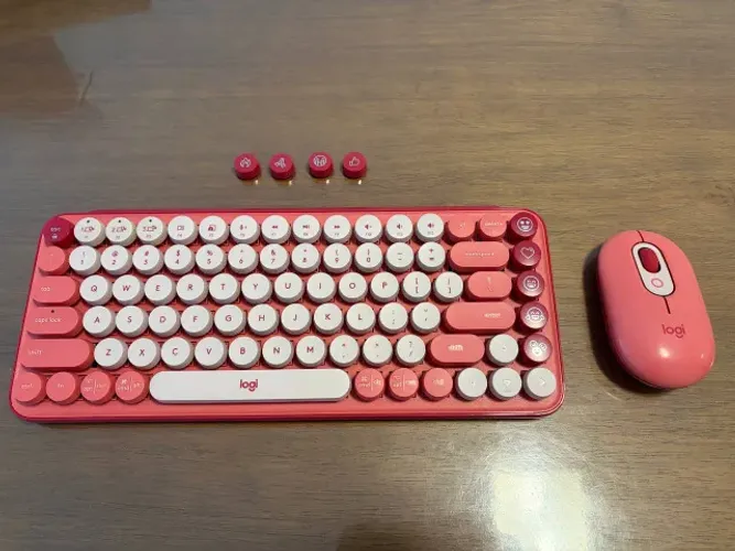 Kit Teclado Mecânico Logitech Pop Keys + Mouse Pop Mouse Sem Fio