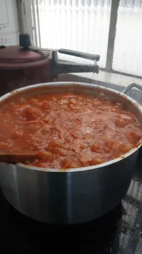 Faço diária, e refeições  pra semana 