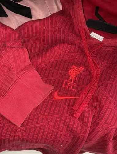 Moletom Nike x Liverpool