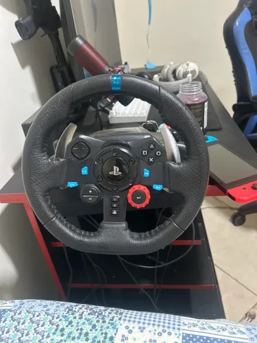 Volante logitech g29 (com câmbio)