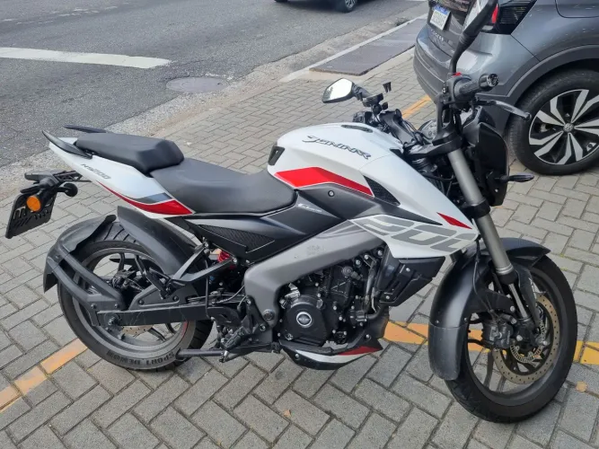 Bajaj Dominar NS200 Branca - 25/26 IPVA Pago