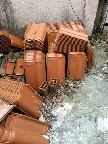 Telhas Novas- 3,00 a unidade