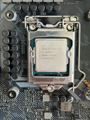 Placa mãe Asus z490+ proc Intel i5 10600kf+8gb ddr4 husky + aircooler coolermaster