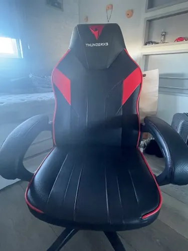 Cadeira Gamer ThunderX3 EC1 Vermelha