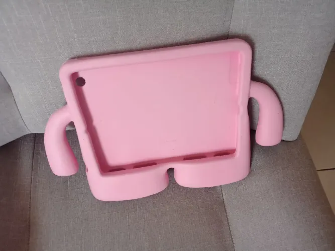 Capa para Tablet,cor rosa, em bom estado