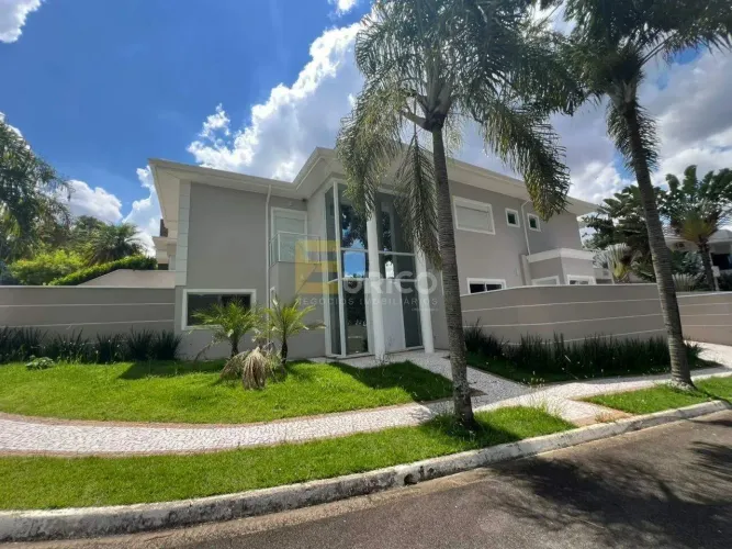 Casa em condomínio à venda no Condomínio Morada das Nascentes em Valinhos/SP