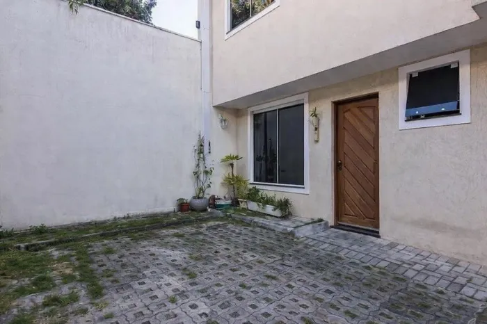 B.D Casa à venda em Barueri