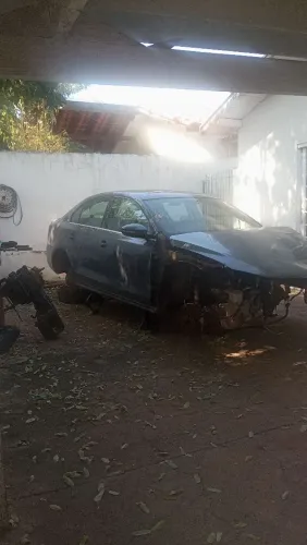 Porta Jetta direitas ambas