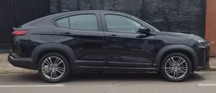 Fiat Fastback 1.0 200 Turbo Flex AUT 2024
