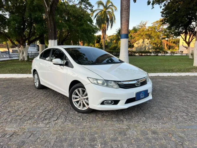 Honda Civic Sedan LXR 2.0 Flexone 16V Aut. 4P 2014