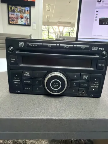 Rádio CD Player Nissan 2007 a 2013