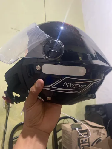 Capacete aberto 