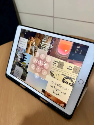 iPad 8ª Geração 128GB Wi-Fi - Gold (Rose Gold) - Excelente Estado