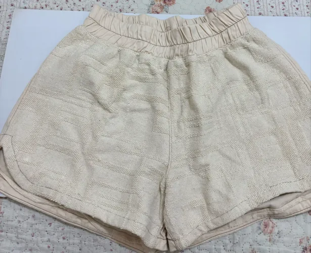 Short original e pouquíssimo usado da Lança Perfume 