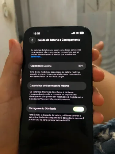 Vendo iphone 14 normal semi novo