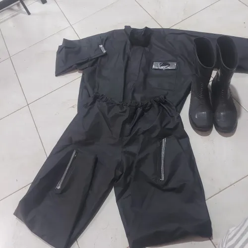 Capa de Chuva alba EG e Bota water proof 42