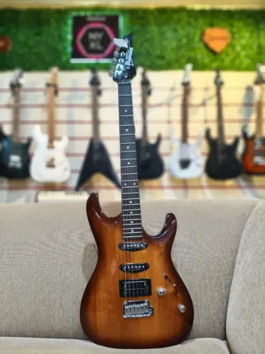 Guitarra Super Stratocaster Ibanez GSA60 BS (NOVA!)