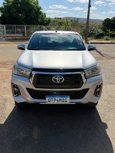 Toyota Hilux CD SRV 4X4 2.8 TDI Diesel Aut. 2020
