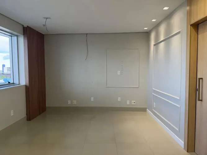 Sala comercial no Cristal Tower