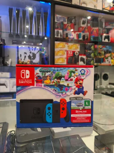 Nintendo switch semi-novo