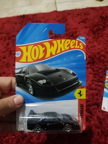 Hot wheels Ferrari F40 preta