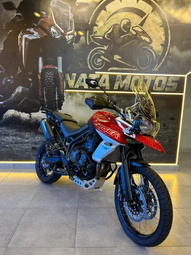 Triumph Tiger 800 Xca 2018 com 11 mil km