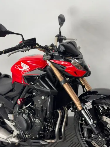 HONDA CB 500F 2023