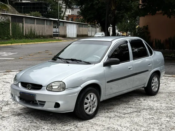 Chevrolet Corsa SED Class.life 1.0/1.0 Flexpower (álcool) 2006