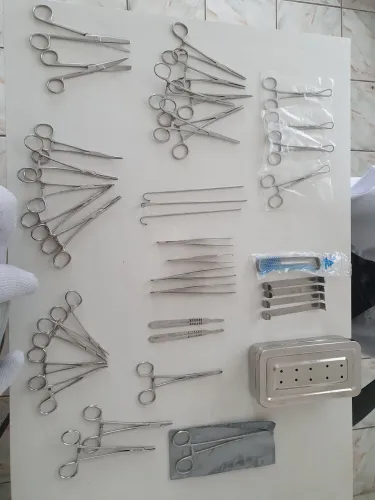 Kit instrumentos cirúrgicos completo 40 unidades