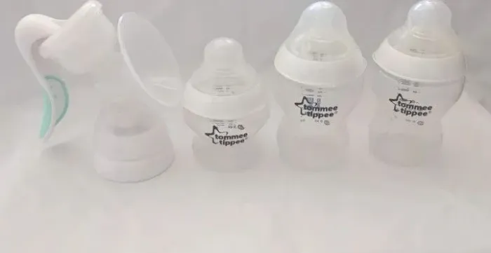 Conjunto de mamadeira e bomba