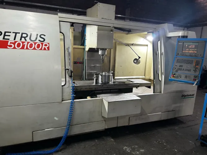 Fresadora CNC Nardini Petrus 50100R