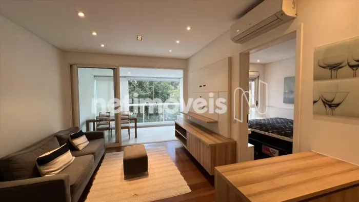 Apartamento Mobiliado para locação no Itaim Bibi 1 Suíte e 2 Vagas