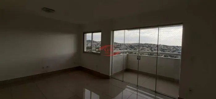Prédio com excelente localização fachada revestida, apartamento diferenciado.